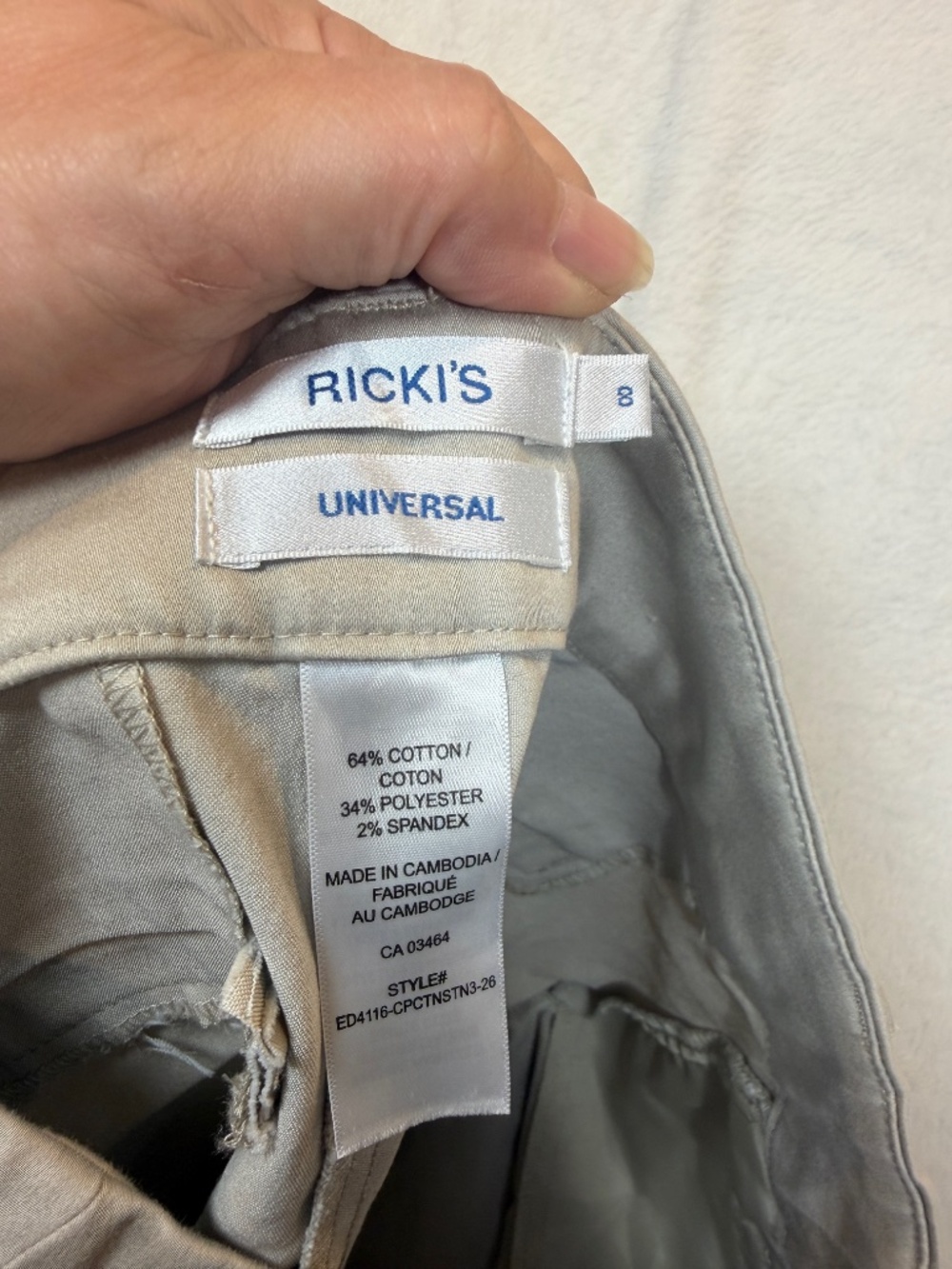 Ricki's Capri Pants Womens Size 8 Beige Stretch Hiking Coastal Golf Academia - Picture 2 of 8
